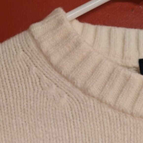 GAP CashSoft Crew Long Sleeve Womens Medium 6 Button Front Ivory Frost - Picture 5 of 14